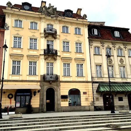 Pokoje Gościnne Dom Literatury-2
